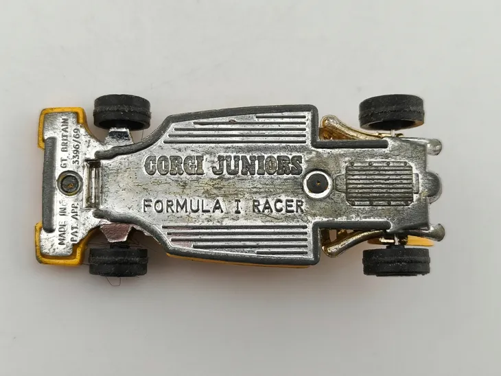 corgi-juniors-formula-i-racer-marka-corgi
