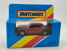 mb1-matchbox-jaguar-xj6-blue-box