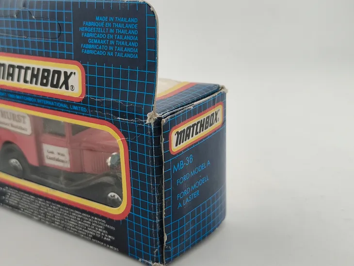 mb38-matchbox-ford-model-a-dewhurst-blue-grid-box-model-mb38-matchbox-ford-model-a-dewhurst-blue-grid-box