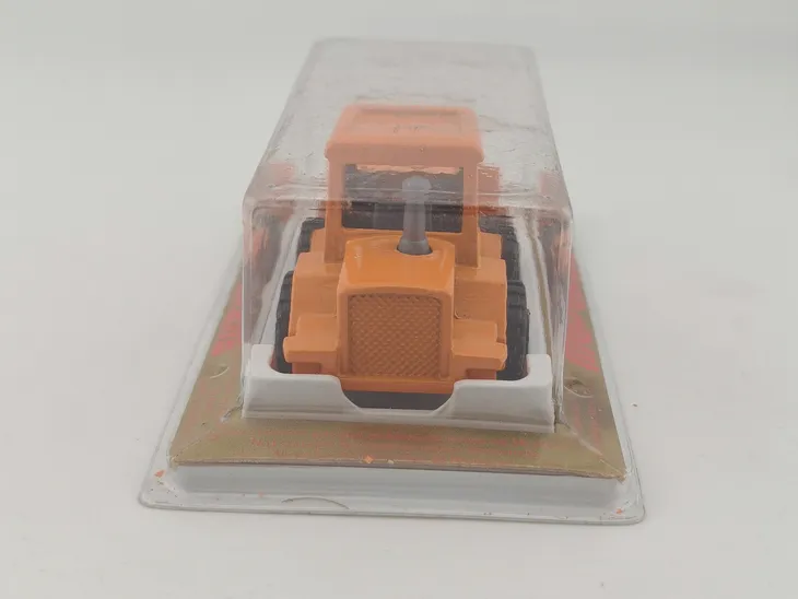 265-majorette-tracto-pelle-boxed-model-265-majorette-tracto-pelle-boxed