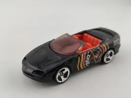 hot-wheels-chevrolet-camaro-convertible-360