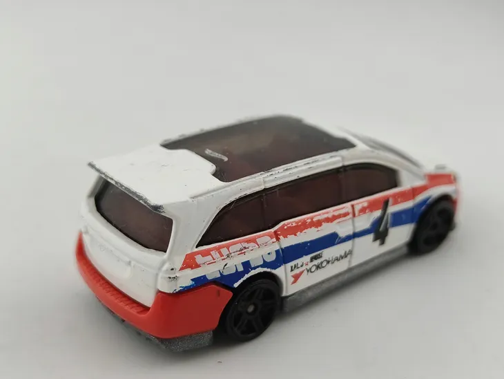 hot-wheels-honda-odyssey-stan-nowy