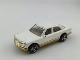 hot-wheels-mercedes-380sel-380-sel