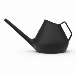 konewka-czarna-z-dluga-wylewka-do-podlewania-roslin-minimalistyczna
