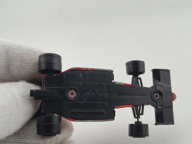 majorette-f1-ferrari-bolid-marka-majorette