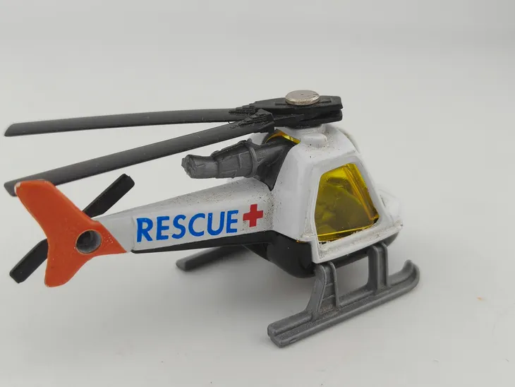 matchbox-helicopter-helikopter-rescue-stan-nowy