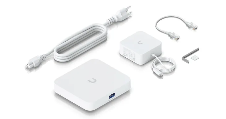 router-ubiquiti-unifi-cloud-gateway-max-ucg-max-szerokosc-80-mm