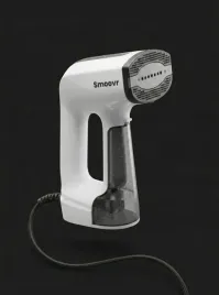 parownica-do-ubran-smoovr-1300w-z-funkcja-zasysania-tkaniny-2500pa-podrozna