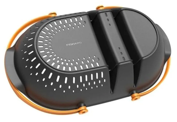 koszyk-do-owocow-fiskars-1062831-kolor-czarny