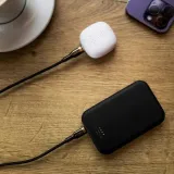 powerbank-fixed-10000-mah-czarny-cechy-dodatkowe-diody-kontrolne