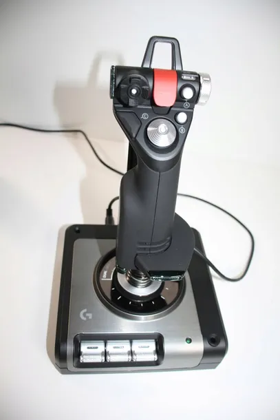 joystick-logitech-945-000003-waga-z-opakowaniem-2-33-kg-kod-producenta-945-000003