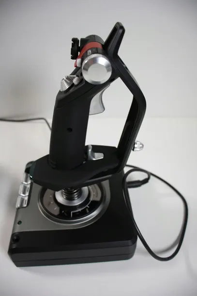joystick-logitech-945-000003-waga-z-opakowaniem-2-33-kg-certyfikat-ce