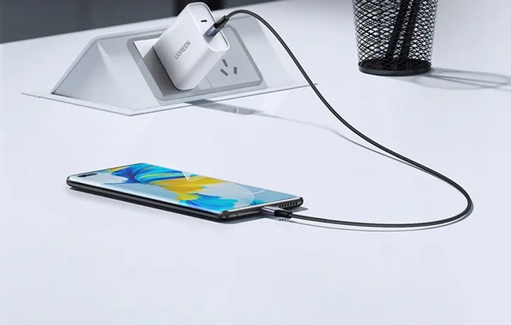 kabel-ugreen-usb-typ-c-usb-typ-c-2-m-czarny-konstrukcja-oplot
