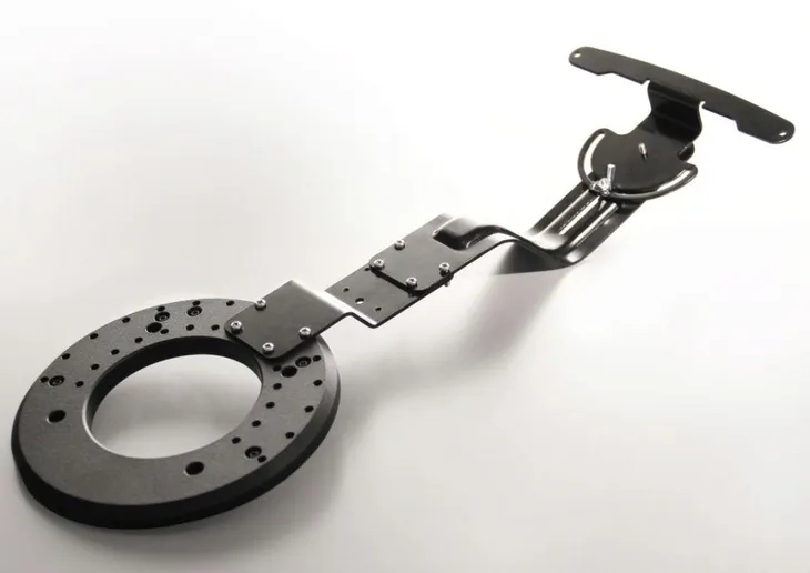 zestaw-do-mocowania-led-display-holder-waga-z-opakowaniem-0-67-kg-model-zestaw-do-mocowania-led-display-holder