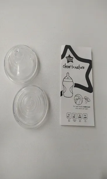 smoczek-tommee-tipee-silikon-0-m-kod-producenta-5010415245847