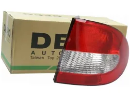 lampa-tyl-prawa-renault-megane-i-99-03-sedan