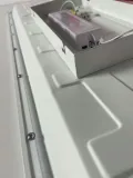 panel-led-briloner-bialy-material-dominujacy-metal