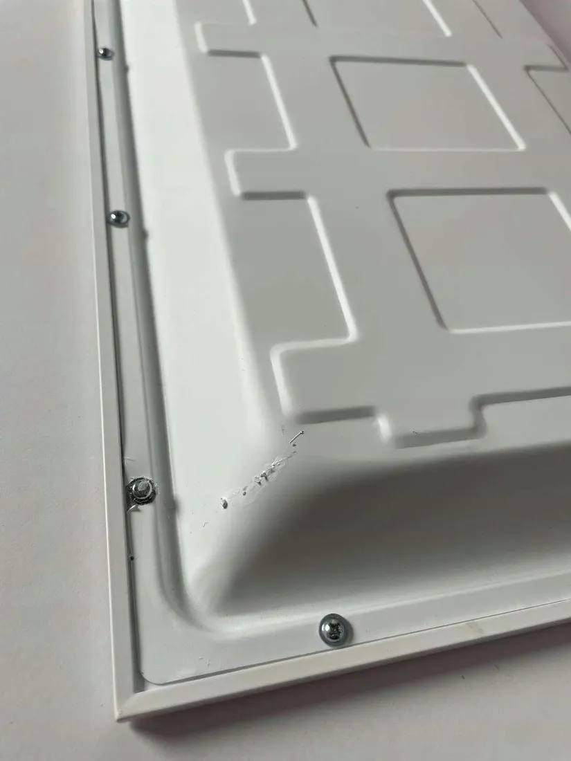 panel-led-briloner-bialy