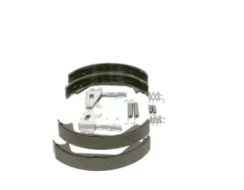 bosch-0-204-113-827-zestaw-szczek-hamulcowych