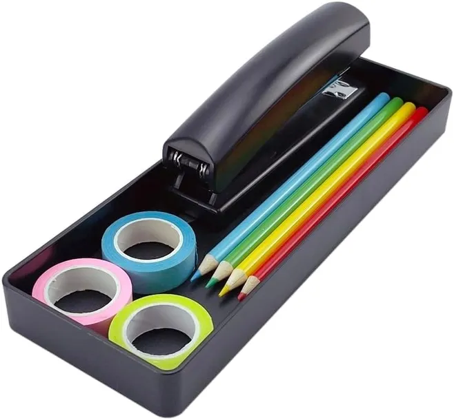 przybornik-na-dlugopisy-amazonbasic-stan-nowy-material-plastik