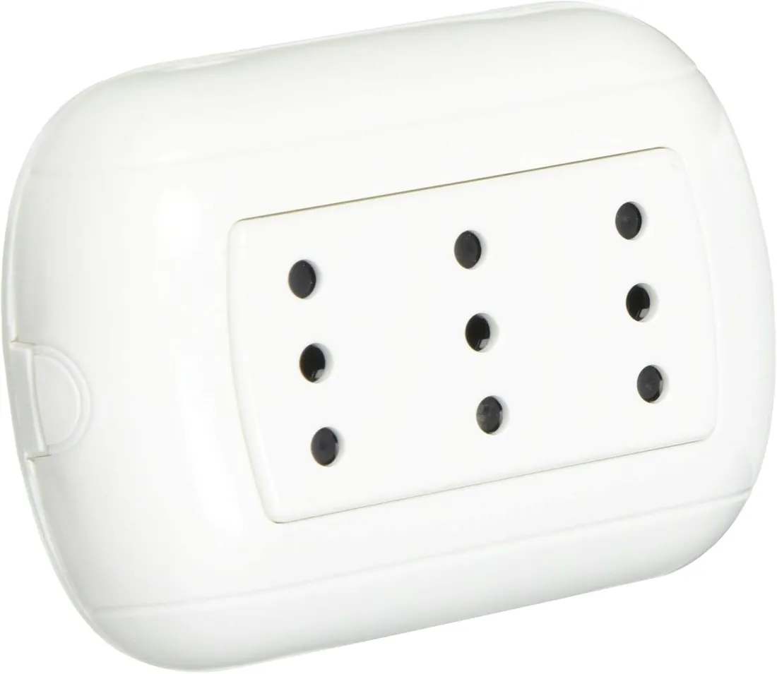 gniazdo-elektryczne-scienne-bticino-bialy
