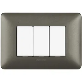 bticino-ramka-oslonowa-3-moduly-szara-am4803mir-zelazo