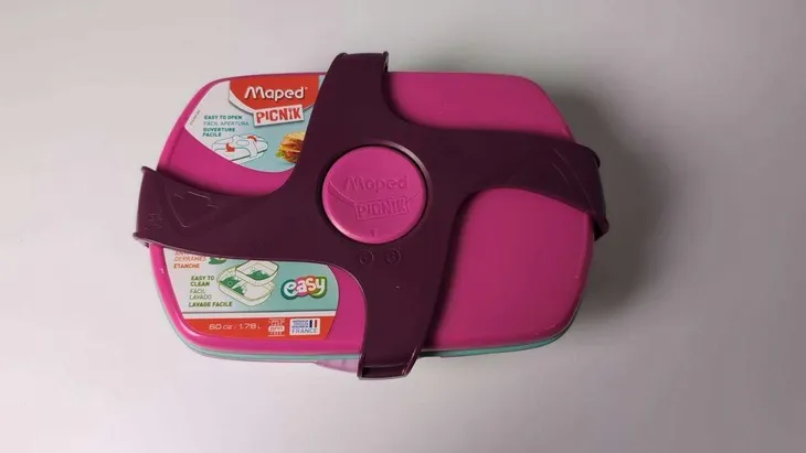 lunch-box-maped-1800-ml-cechy-dodatkowe-mozliwosc-mrozenia-mozliwosc-mycia-w-zmywarce-mozliwosc-uzywania-w-kuchence-mikrofalowej