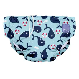 pieluszka-do-plywania-bambino-mio-whale-bay-niebieskie-rozmiar-m