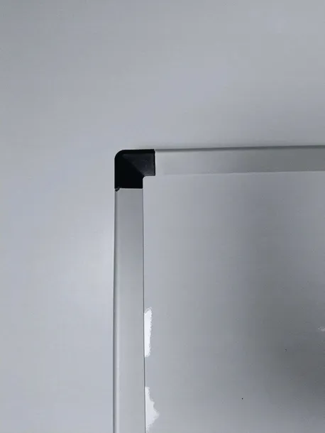 tablica-magnetyczna-amazon-basics-whiteboard-dlugosc-60-cm