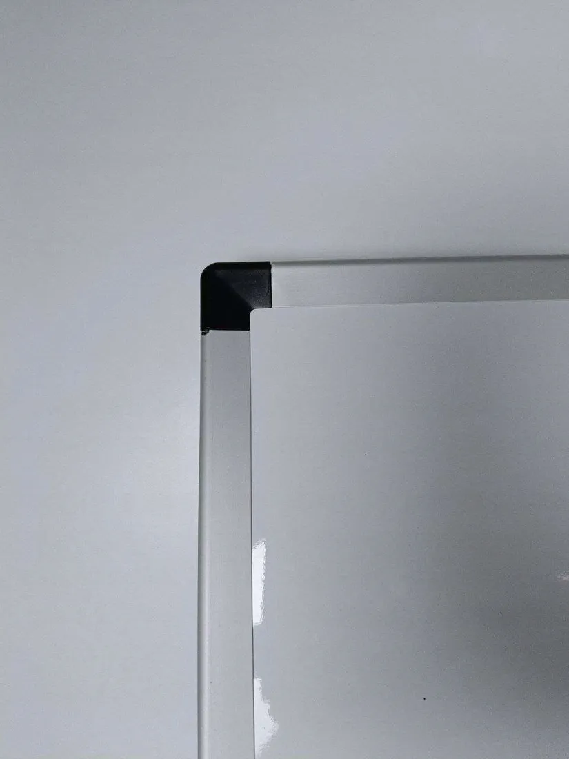 tablica-magnetyczna-amazon-basics-whiteboard