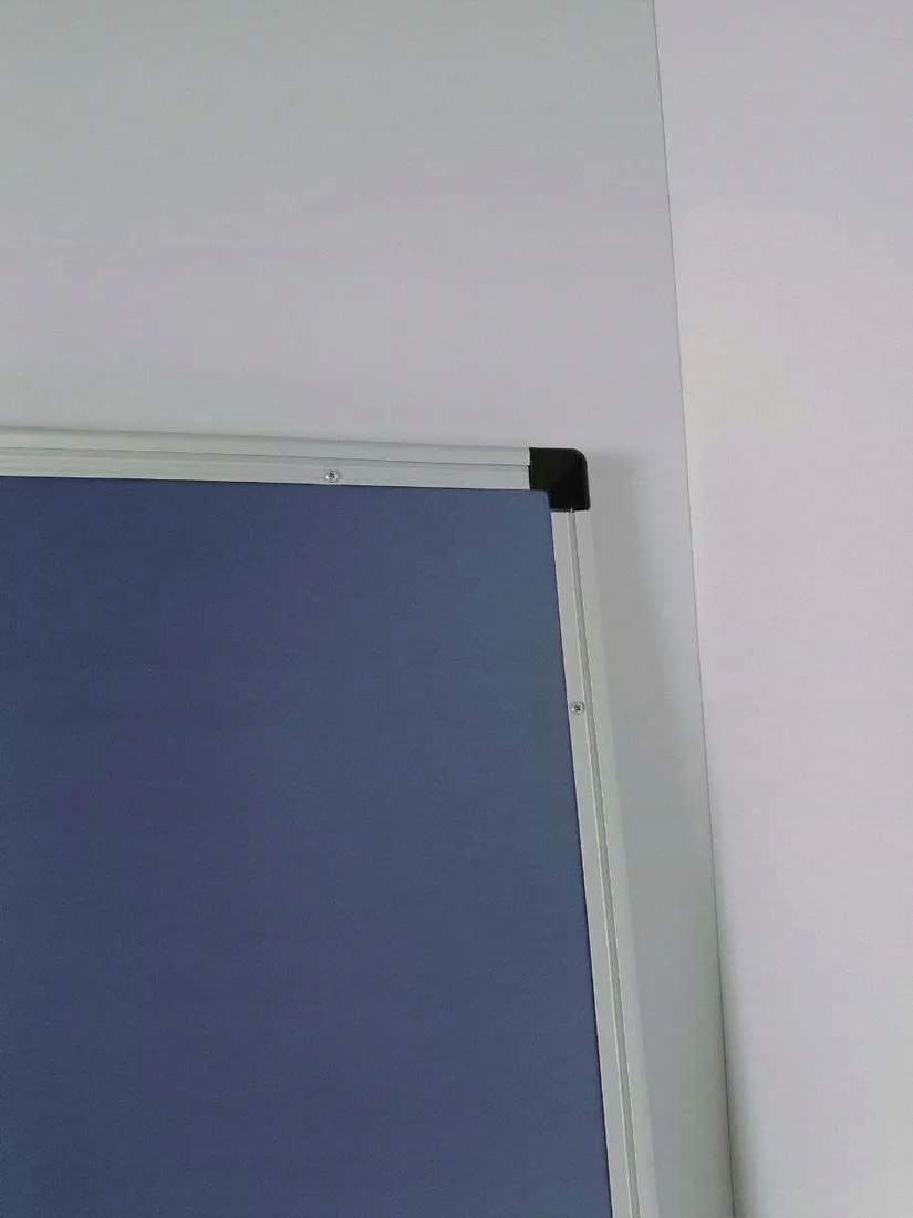 tablica-magnetyczna-amazon-basics-whiteboard
