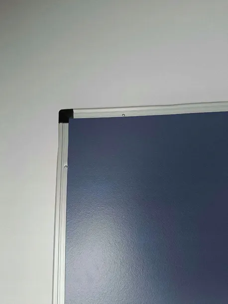 tablica-magnetyczna-amazon-basics-whiteboard-stan-powystawowy-marka-amazon