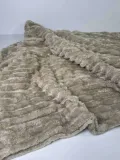 bedsure-narzuta-na-sofe-material-wykonania-poliester