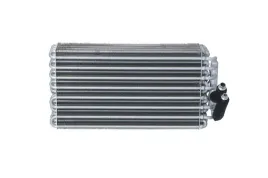 nrf-36032-parownik-instalacja-klimatyzacji