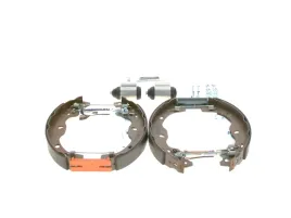 bosch-0-204-114-678-zestaw-szczek-hamulcowych