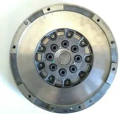 opel-oe-55504335-kolo-zamachowe