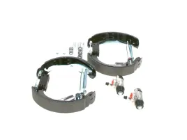 bosch-0-204-114-636-zestaw-szczek-hamulcowych
