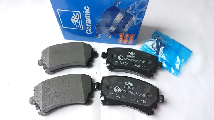 ate-ceramic-klocki-tyl-audi-a4-a6-jakosc-czesci-zgodnie-z-gvo-q-oryginal-z-logo-producenta-czesci-oem-oes