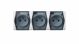 hermes2-gniazdo-hermetyczne-potrojne-z-u-16a-ip44-biale-1023-01