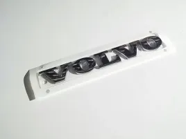volvo-xc90-emblemat-na-tylna-klape-oryginal-oe-9483932