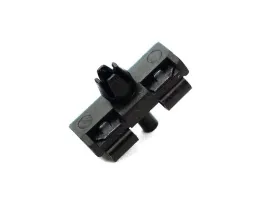 volvo-240-260-uchwyt-klips-listwy-zderzaka-oe-1372113