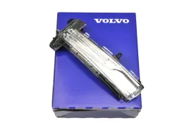 volvo-xc60-lewy-kierunkowskaz-lewe-lusterko-oe-31371878