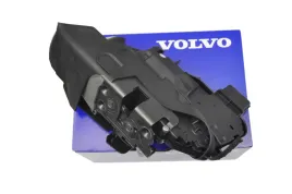 volvo-xc60-xc70-zamek-drzwi-lewy-przod-keyless-oe