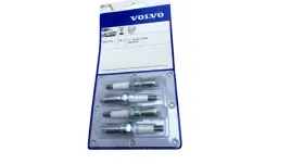 volvo-v70-s80-20-swiece-zaplonowe-kpl-oe