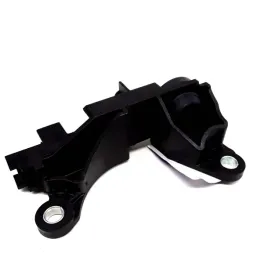volvo-s60-v60-uchwyt-obudowy-filtra-powietrza-oe-30650770
