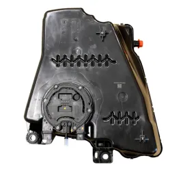 volvo-xc40-zbiornik-bak-mocznika-czynnika-adblue-z-pompa-oe