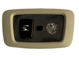 volvo-xc40-lewa-lampka-podsufitki-oe-31479310-32289814