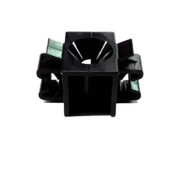 volvo-uchwyt-spinka-mocow-przew-hamulcowe-30645058