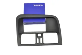volvo-xc60-ramka-wyswietlacza-nawigacji-7-oe