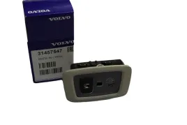 volvo-xc60-ii-tylna-prawa-lampka-podsufitki-blonde-oe-31457547